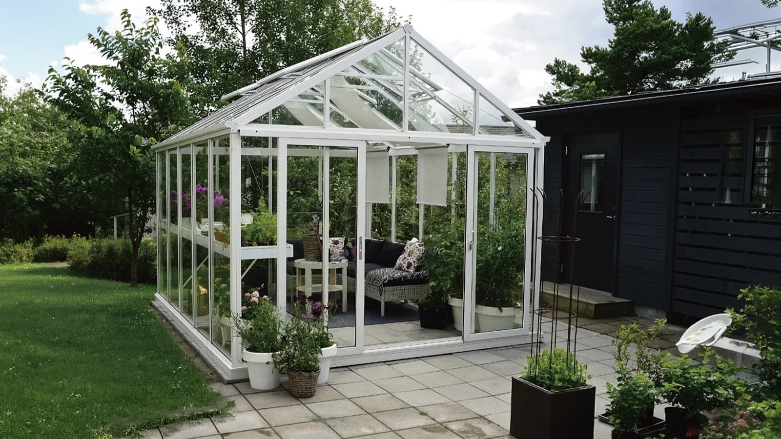 Sunroom thumbnail 2